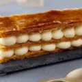 Millefeuilles de Gavottes sauce caramel